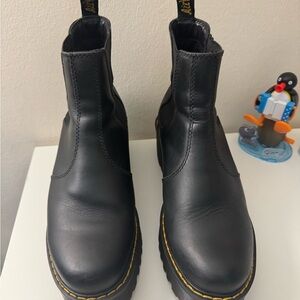 Dr. Martens Rometty Wyoming Leather Platform Chelsea Boots Size 9